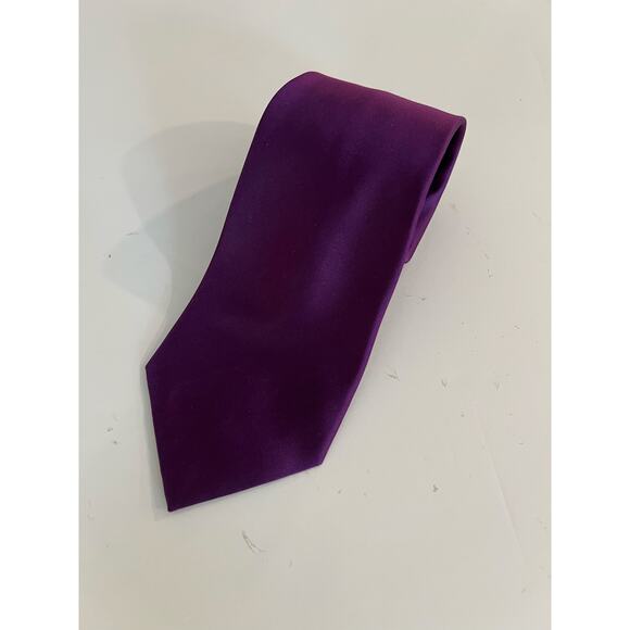 Van Heusen 100% Silk Men's Neck Tie Vibrant Purple JL - Picture 1 of 9